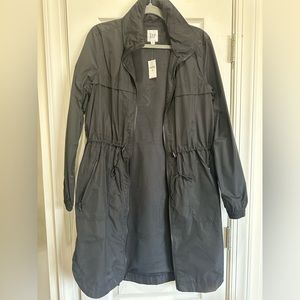 GAP raincoat - black - M Tall NWT